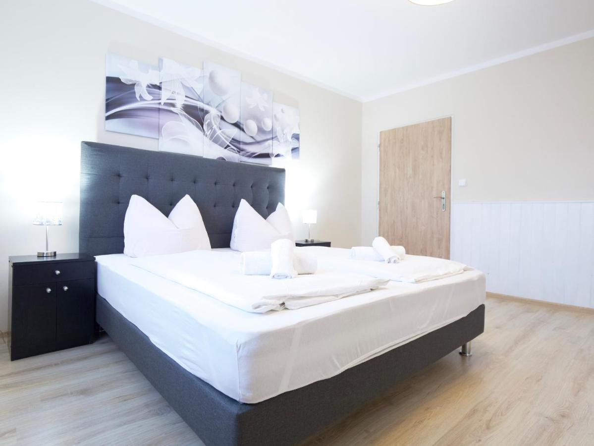 Zlaty Lev Otel Svitavy Dış mekan fotoğraf