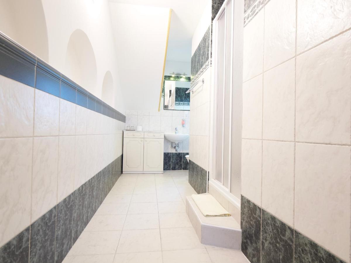 Zlaty Lev Otel Svitavy Dış mekan fotoğraf